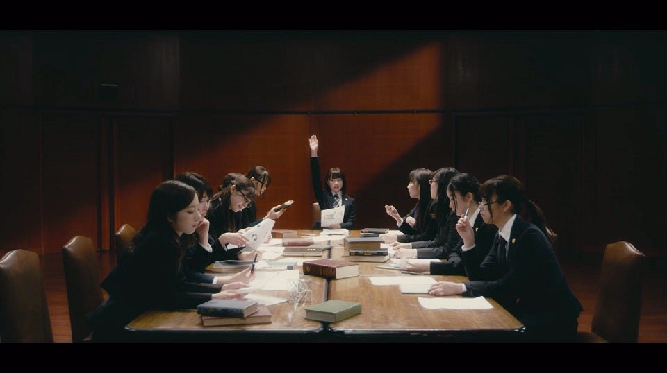 乃木坂46「風船は生きている」MVより （画像提供：ソニー・ミュージックレーベルズ）