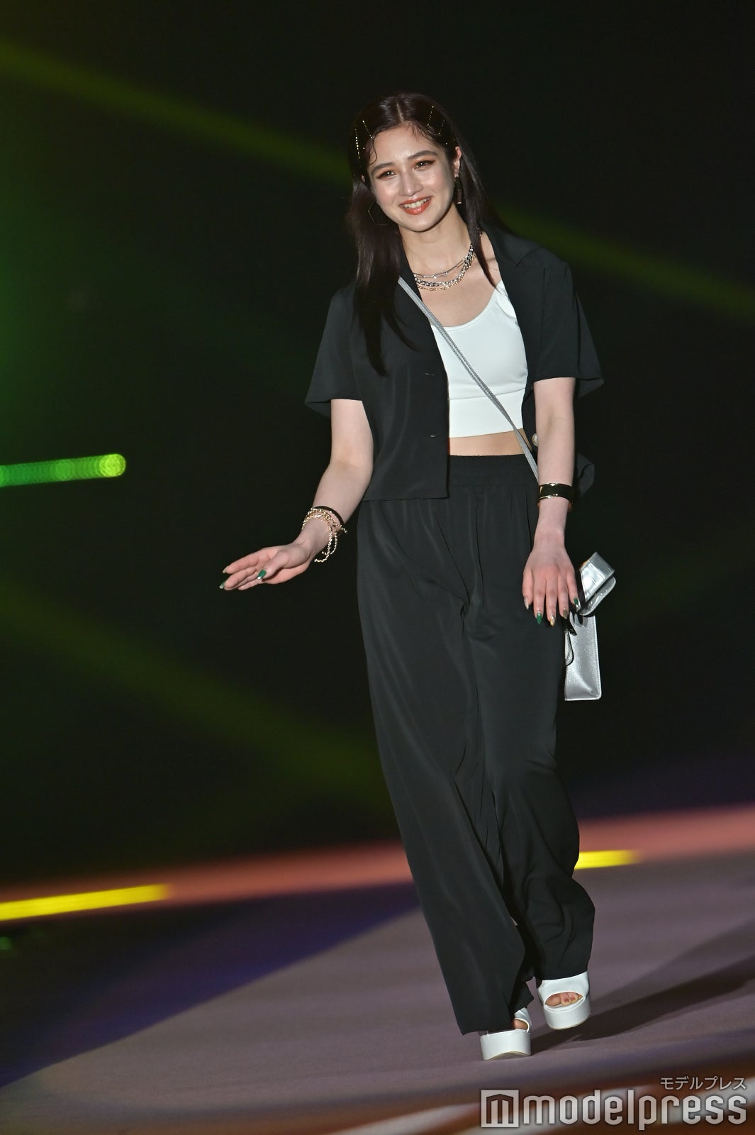 （C）モデルプレス