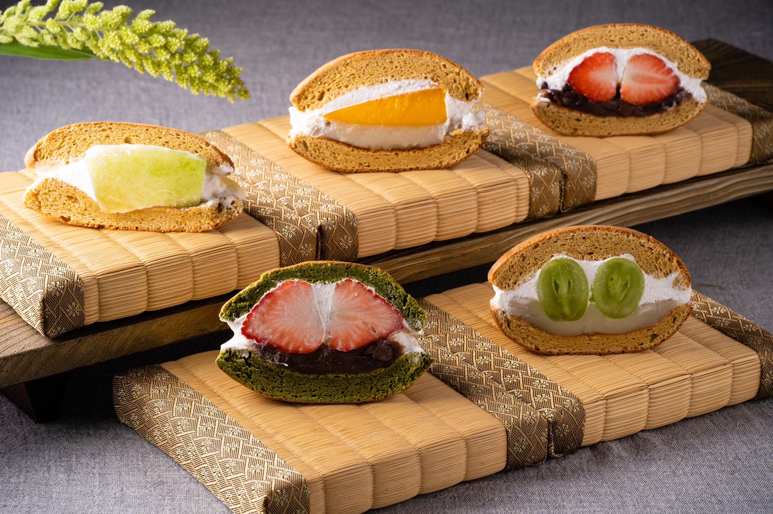 和風フルーツパーラー「銀座 青果堂」最高級品フルーツで作る贅沢どら焼き