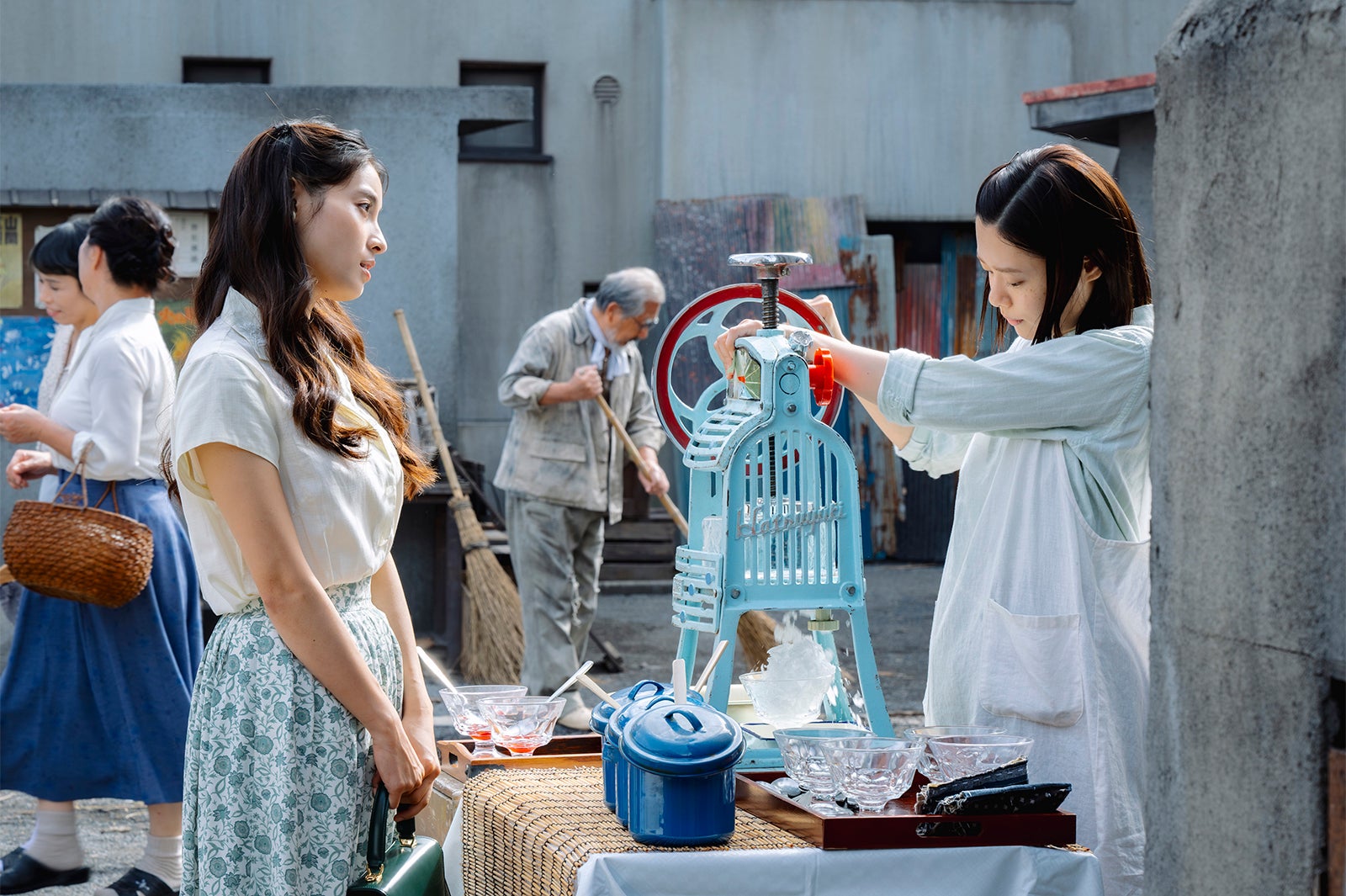 土屋太鳳、杉咲花「海に眠るダイヤモンド」第4話（C）TBSスパークル／TBS