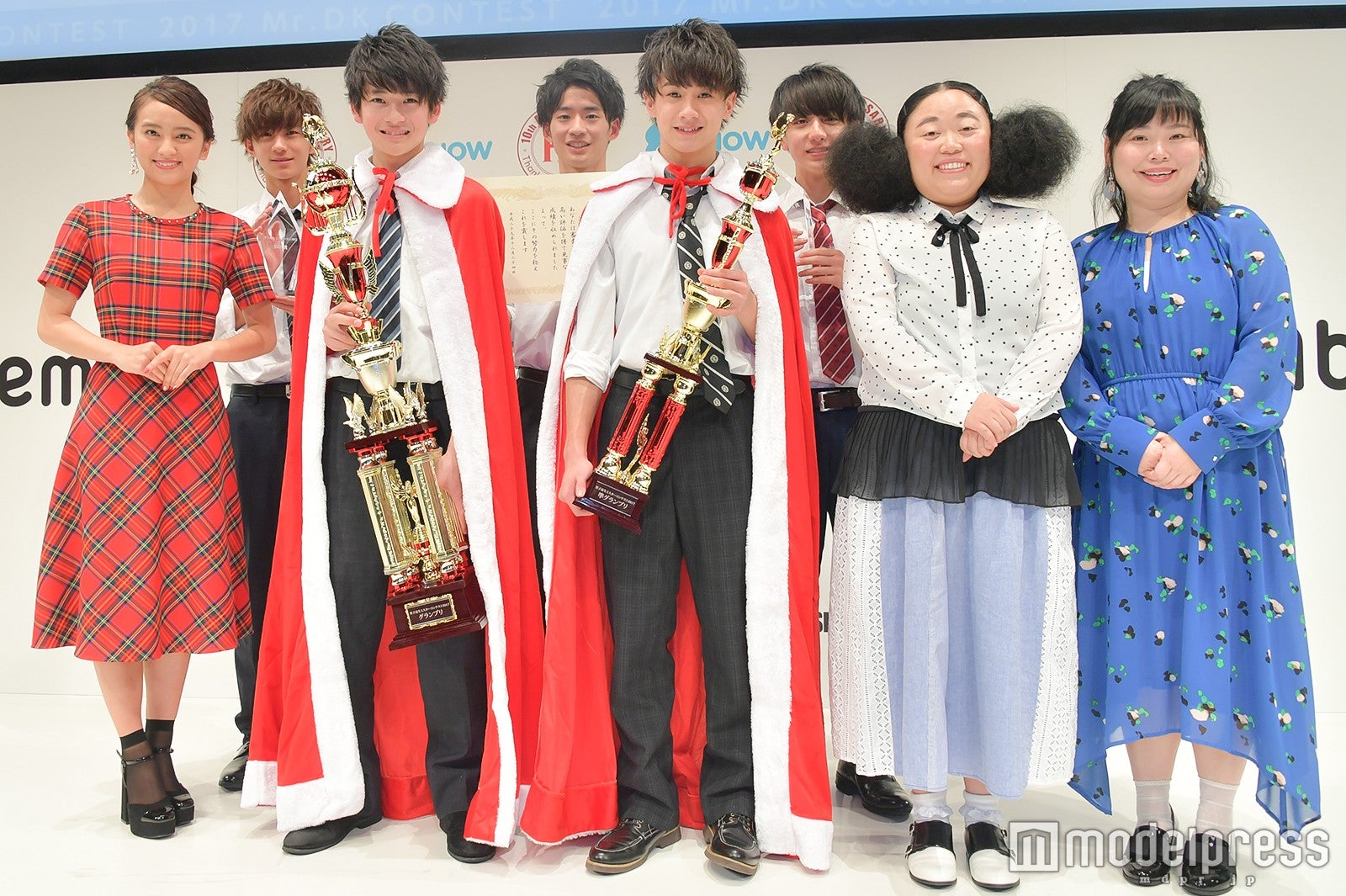 （前列左から）岡田結実高橋文哉くん、黒田昊夢くん、江上敬子、近藤くみこ（後列左から）大宮黎亜くん、河野紳之介くん、小西詠斗くん （C）モデルプレス