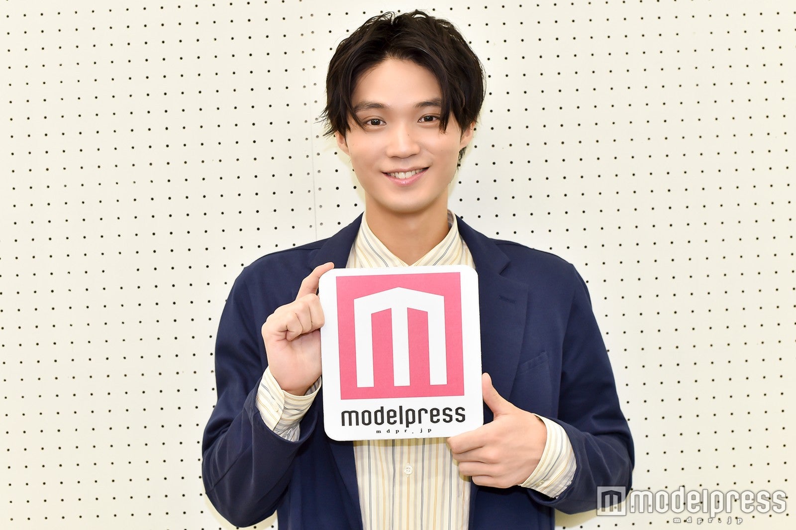 「またこのボードを持てて嬉しい～！」と仰ってくれました（C）モデルプレス