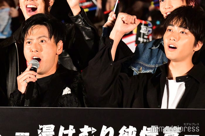 山下健二郎、佐藤寛太 (C)モデルプレス