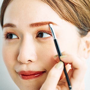 『ゆうこすビューティー 最近自分の見た目が好きすぎるかも。になれる本』より（提供写真）