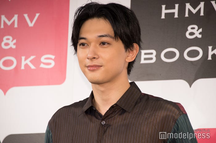 吉沢亮(C)モデルプレス
