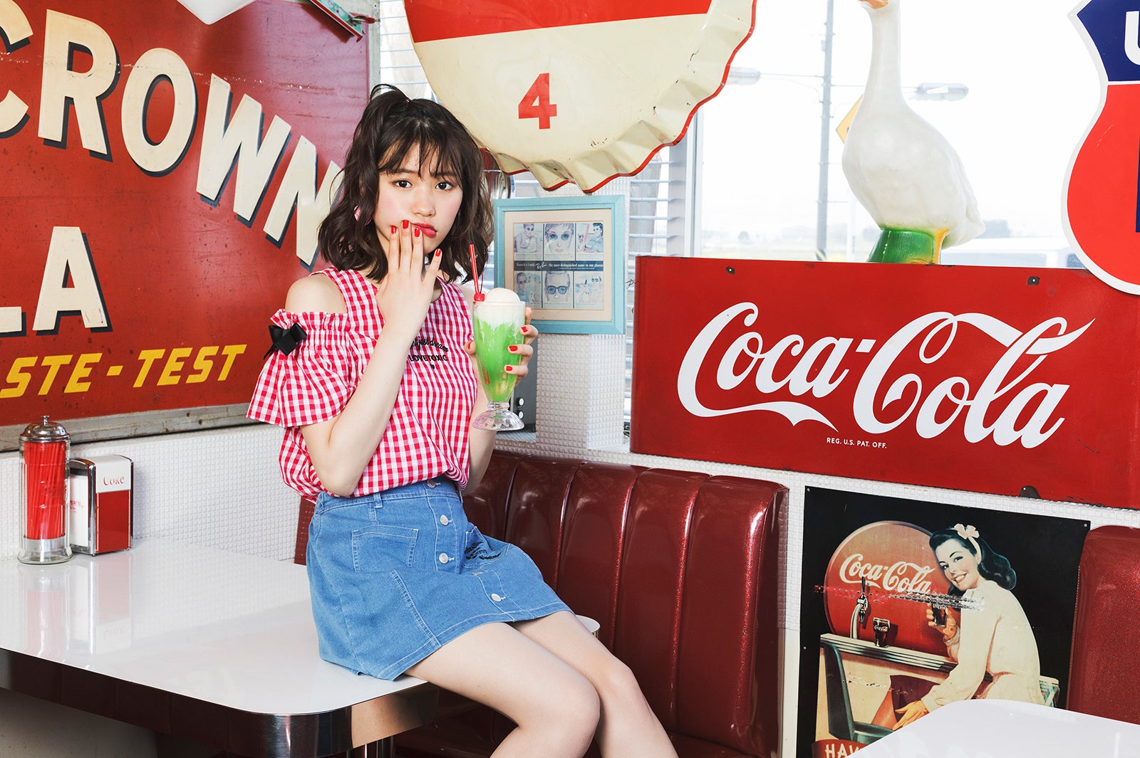 南沙良／Lovetoxic （C）NARUMIYA INTERNATIONAL／（C）Takahiro Otsuji