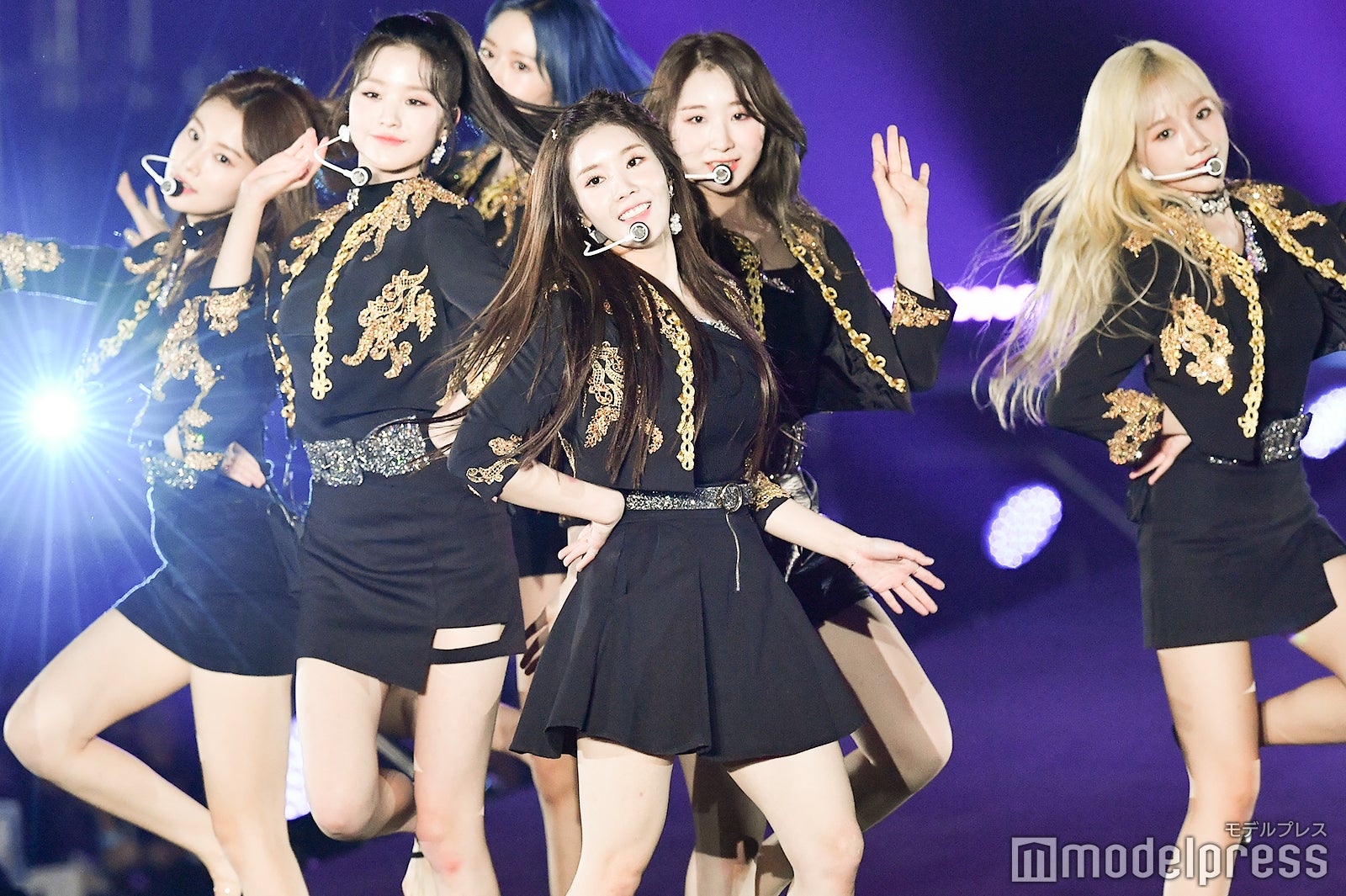 IZ*ONE （C）モデルプレス