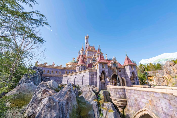 美女と野獣“魔法のものがたり”(C)Disney