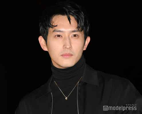杉野遥亮“総額300万円超”ジュエリー主役のブラックコーデ「自分を輝かせてもらおうかなと」【カルティエ「“TRINITY 100” セレブレーションパーティ」】