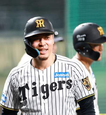 阪神・佐藤輝 CSファイナルS開幕「大事な試合。気合も入る」初戦の平良は今季13の0「しっかり準備」