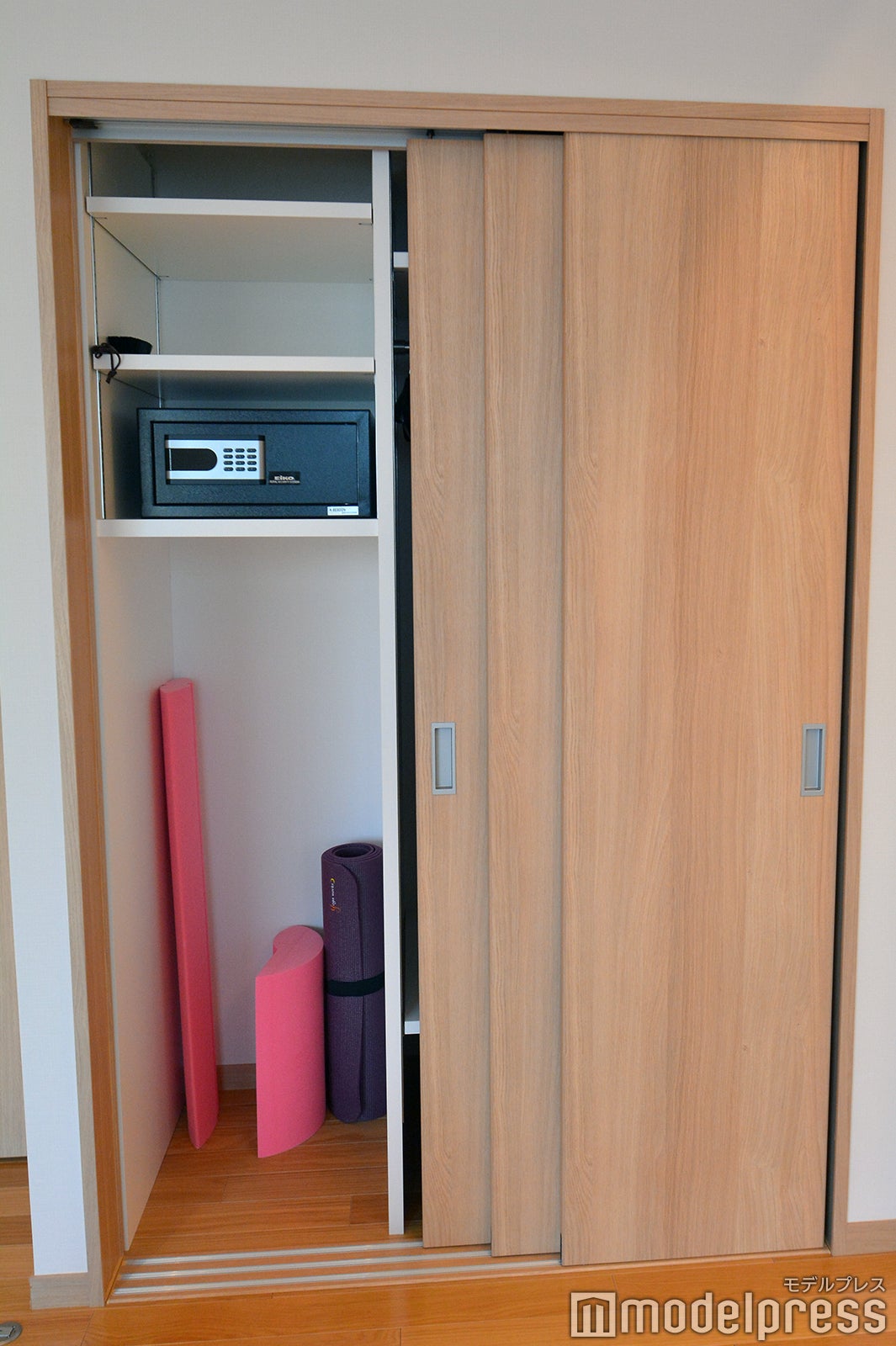 （C）モデルプレス