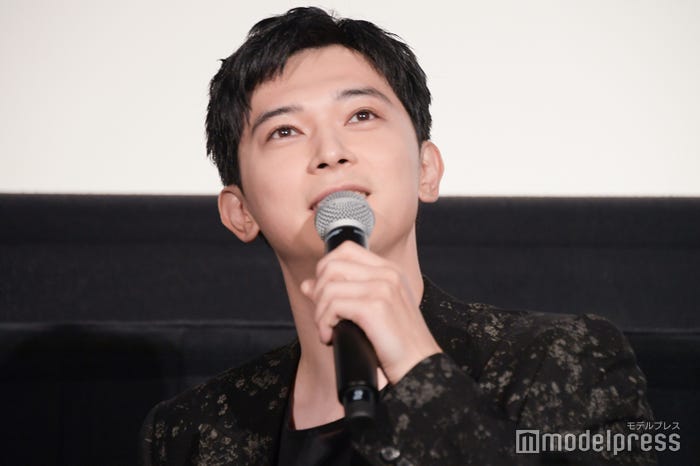 吉沢亮(C)モデルプレス