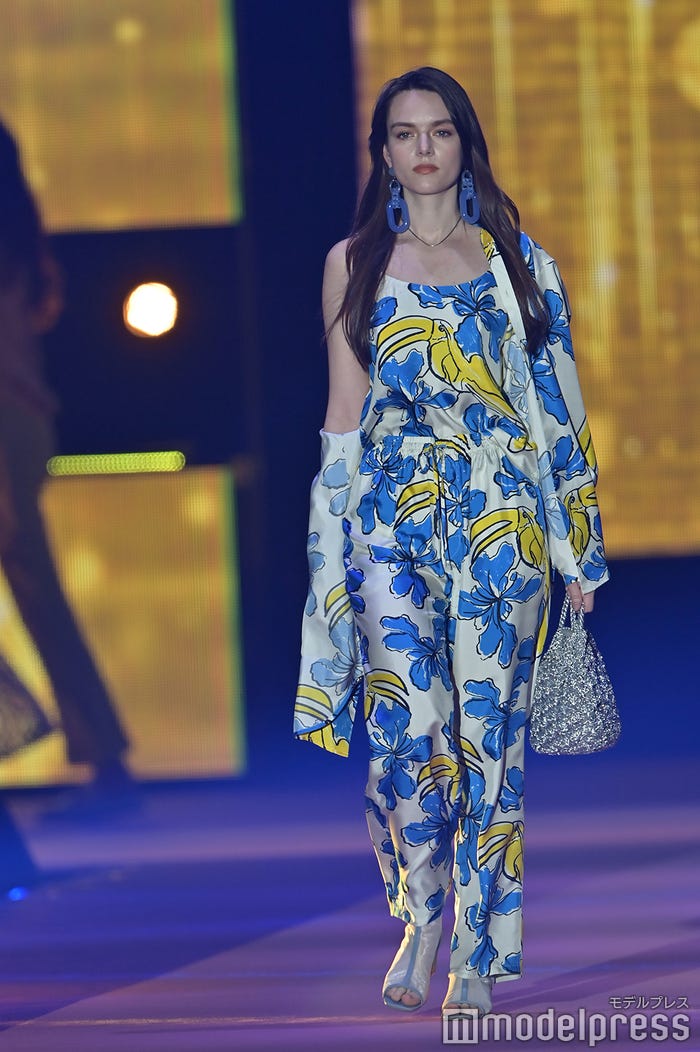 「Rakuten Fashion ウクライナチャリティステージ」の様子(C)モデルプレス