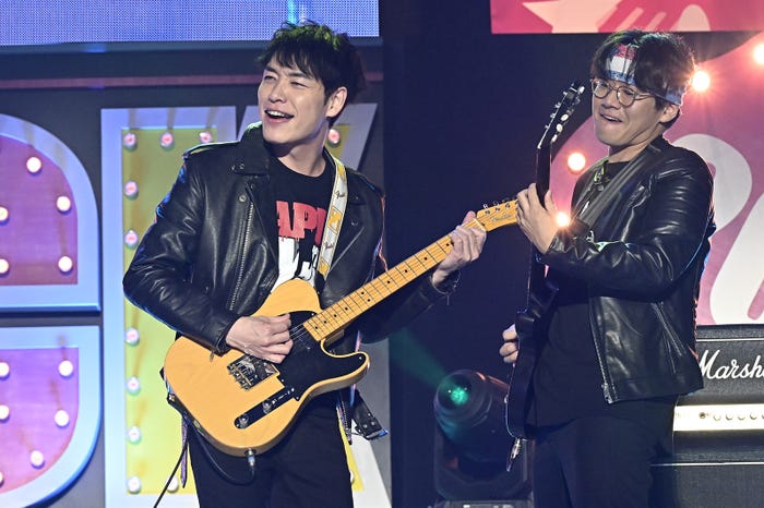 川島明&ミキ亜生がセッション「LOVE IT! ROCK 2023」(C)TBS