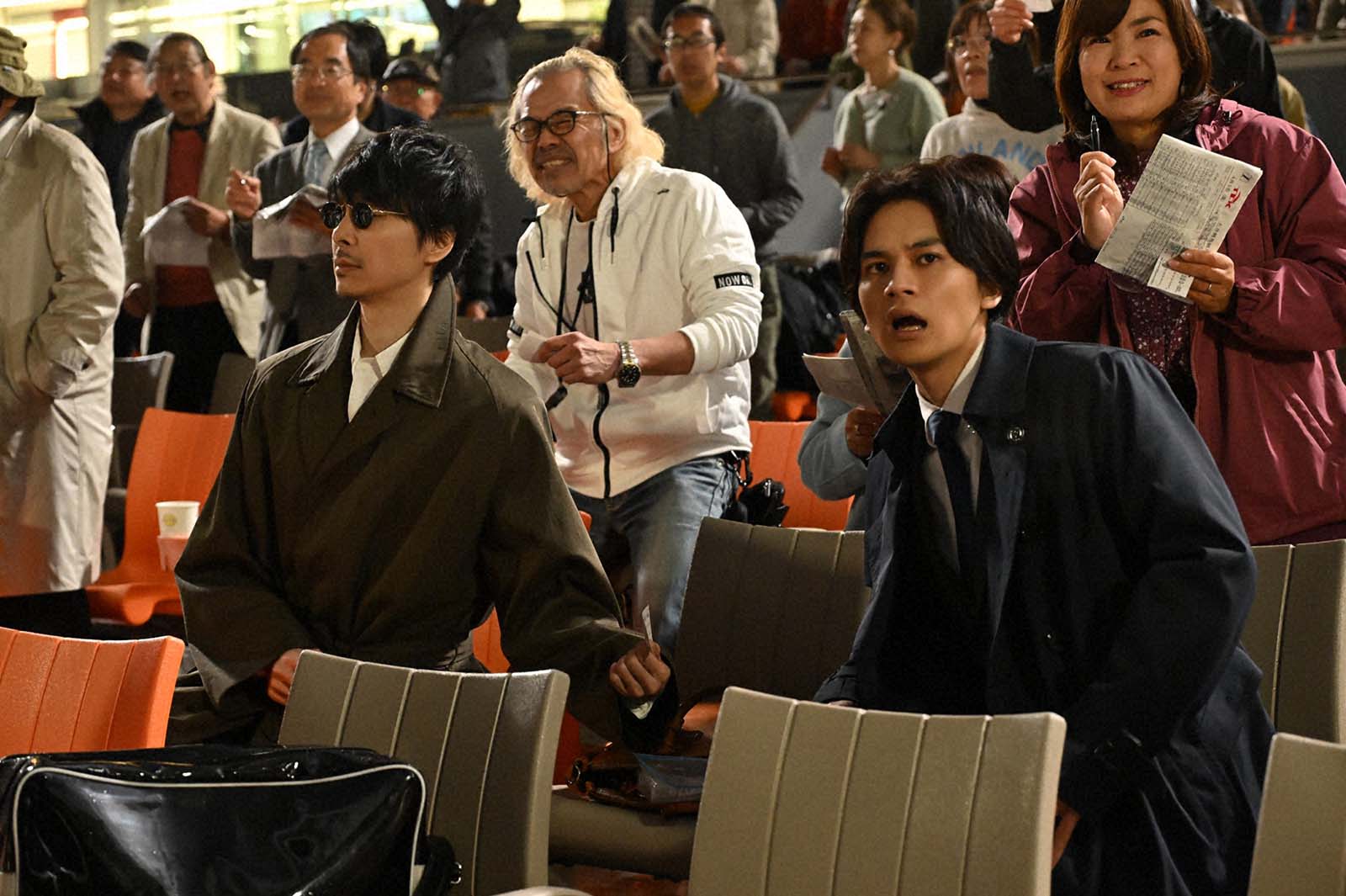 長谷川博己、北村匠海「アンチヒーロー」第1話より（C）TBS