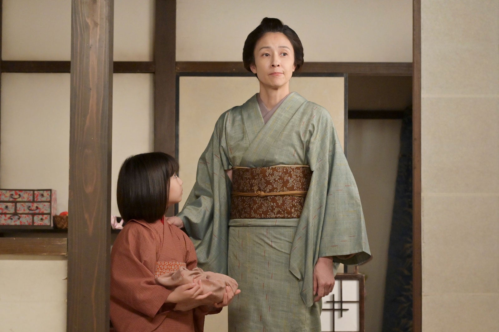 英茉、水野美紀「風、薫る」第72話（C）NHK