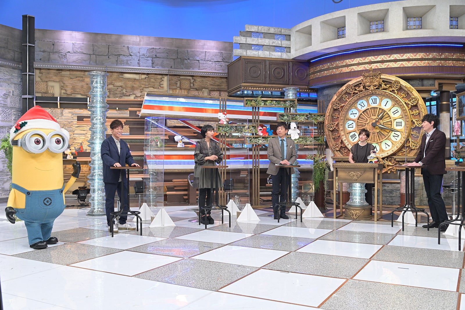 （左から）陣内智則、山之内すず、大吉、滝川クリステル、華丸（C）MBS