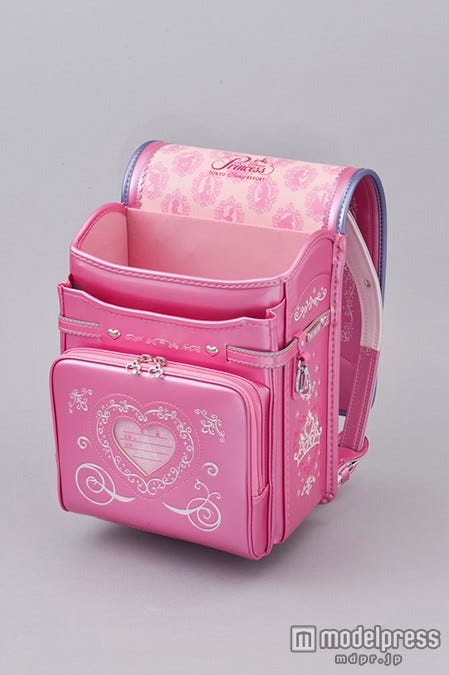 プレミアムモデル中のデザイン(C)Disney
