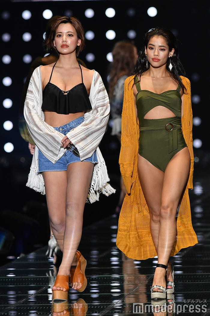 佐藤エリ、佐原モニカ(C)モデルプレス