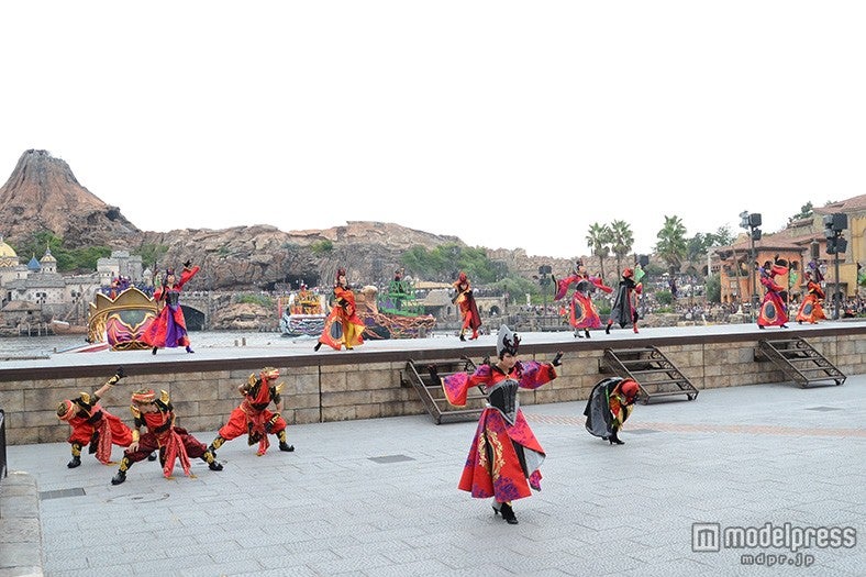 「ザ・ヴィランズ・ワールド」