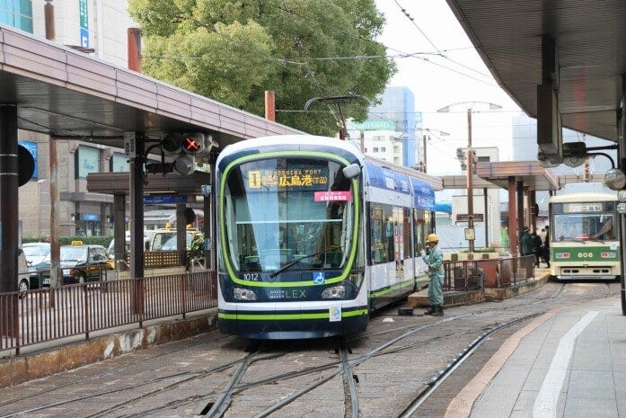 編成が短いGreen mover LEX