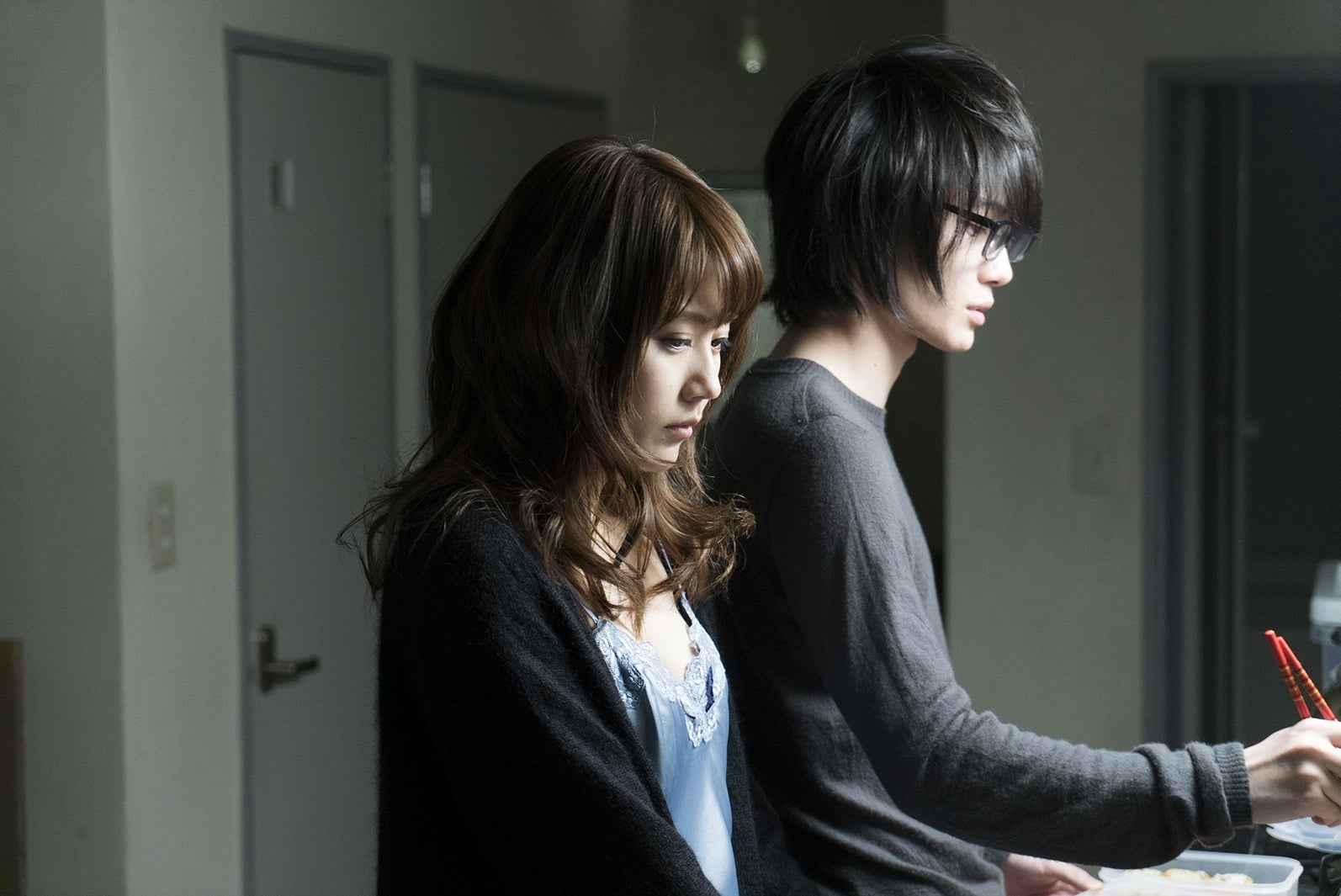 有村架純、初の悪女役で新境地　ランジェリー姿で大人の色気