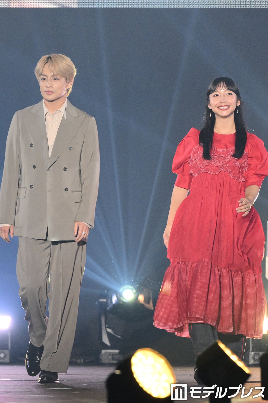 白濱亜嵐、山之内すず（C）モデルプレス