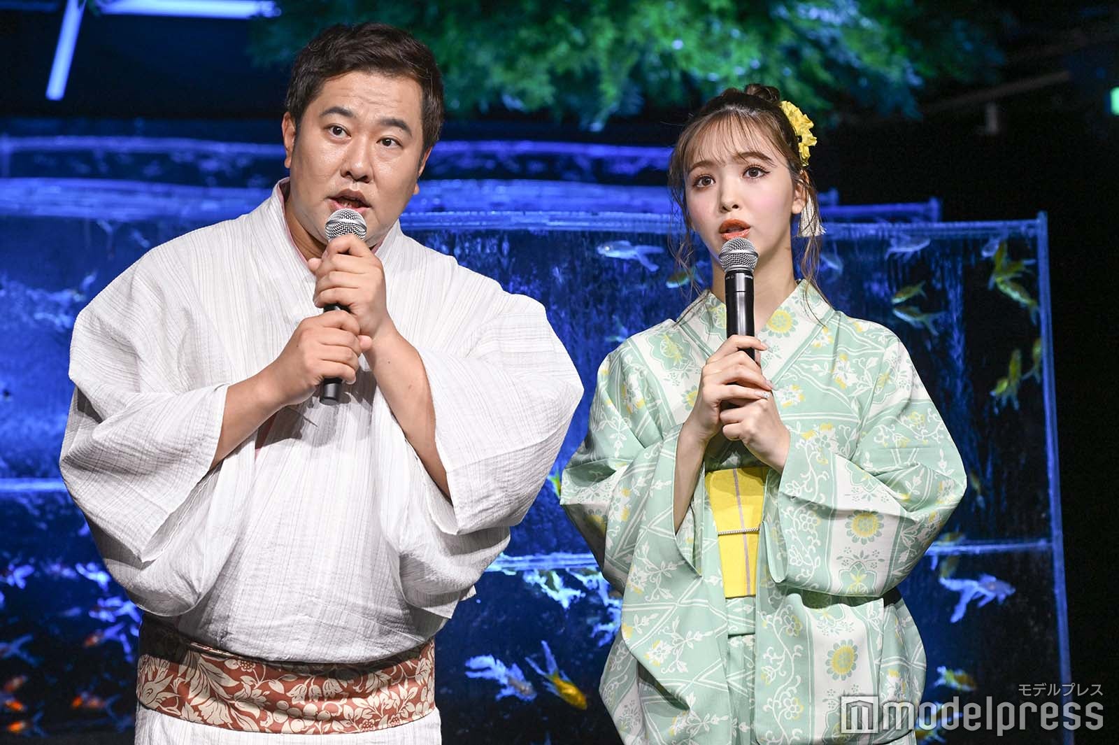 とにかく明るい安村、藤田ニコル（C）モデルプレス