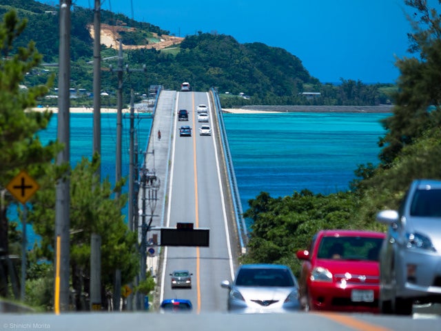 ドライブで行きたい国内旅行先5選／Bridge to Kouri island by Shinichi Morita