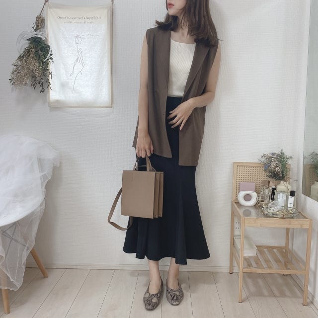 しまむら　テーラード　ジレ　マーメイドスカート