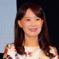 アグネス・チャン、米国在住の息子3人のワクチン接種を報告 「あとは日本のパパだけ」