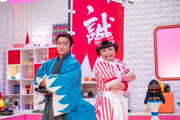 山本耕史、香取慎吾(C)NHK