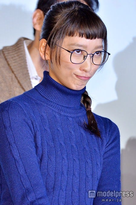 変顔を披露する杏/「デート~恋とはどんなものかしら~」記者会見より