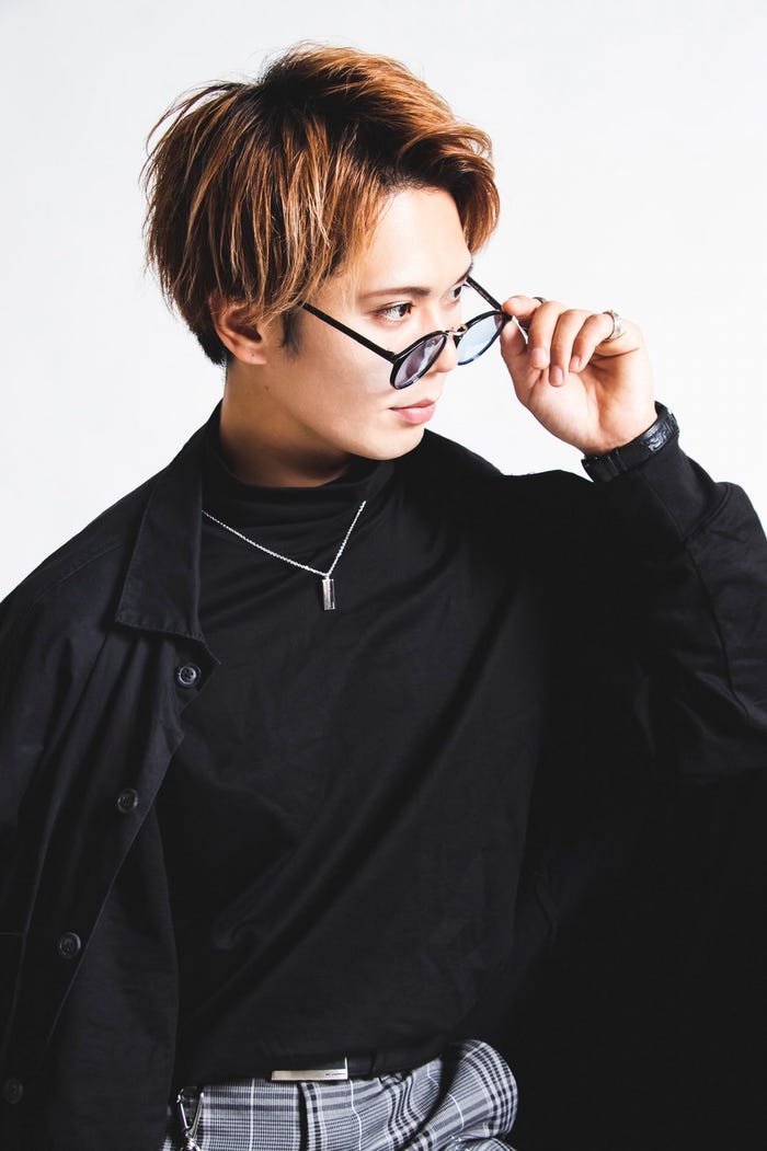 SHUNSUKE