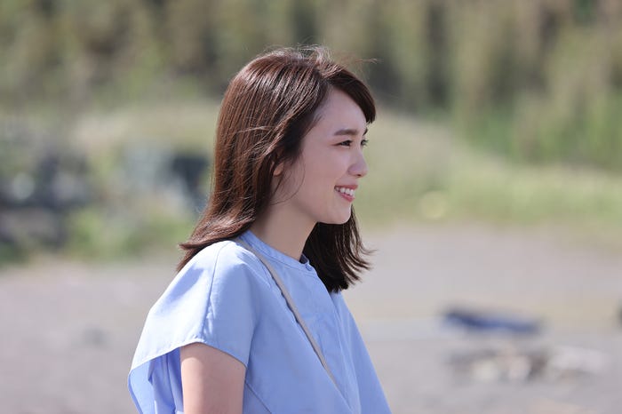 飯豊まりえ「何曜日に生まれたの」第6話より(C)ABCテレビ