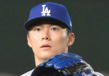 山本由伸まさか 初回先頭打者に初球本塁打被弾 サイ・ヤング賞左腕との投げ合い メジャー自己最多13勝へ向けていきなり失点