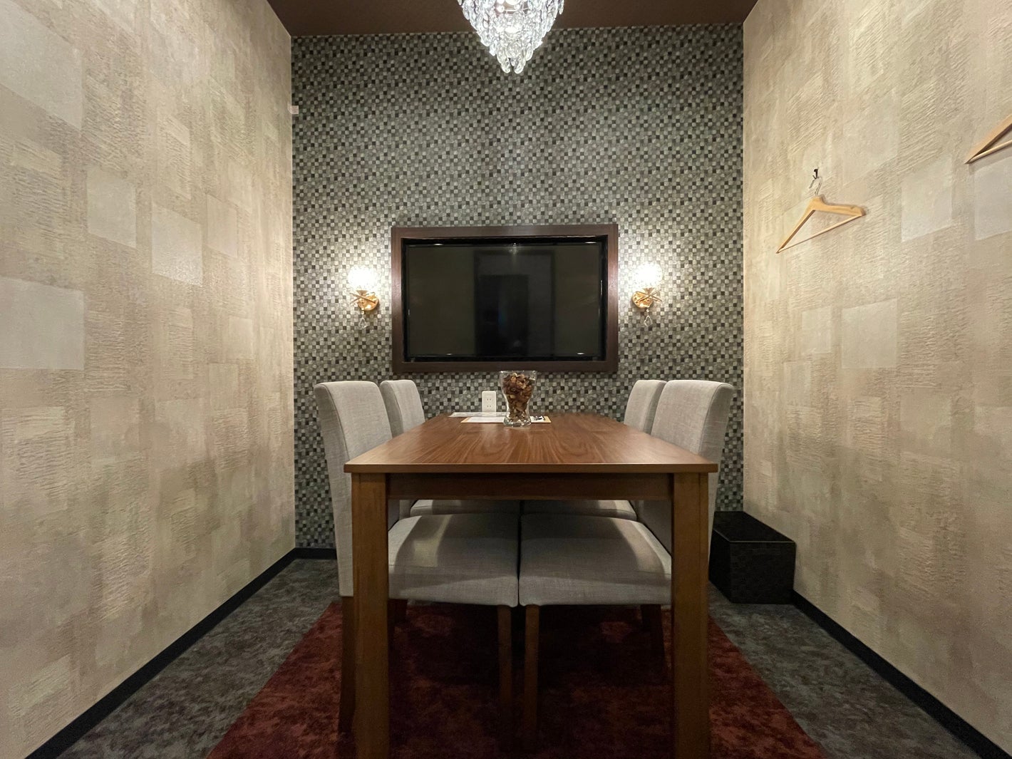 カウンセリングルームの様子（TOKYOプレミアム店）