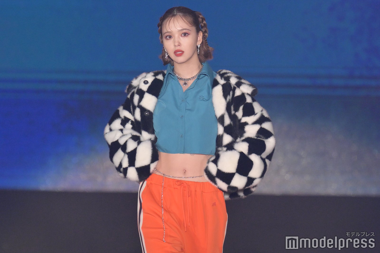 （C）モデルプレス