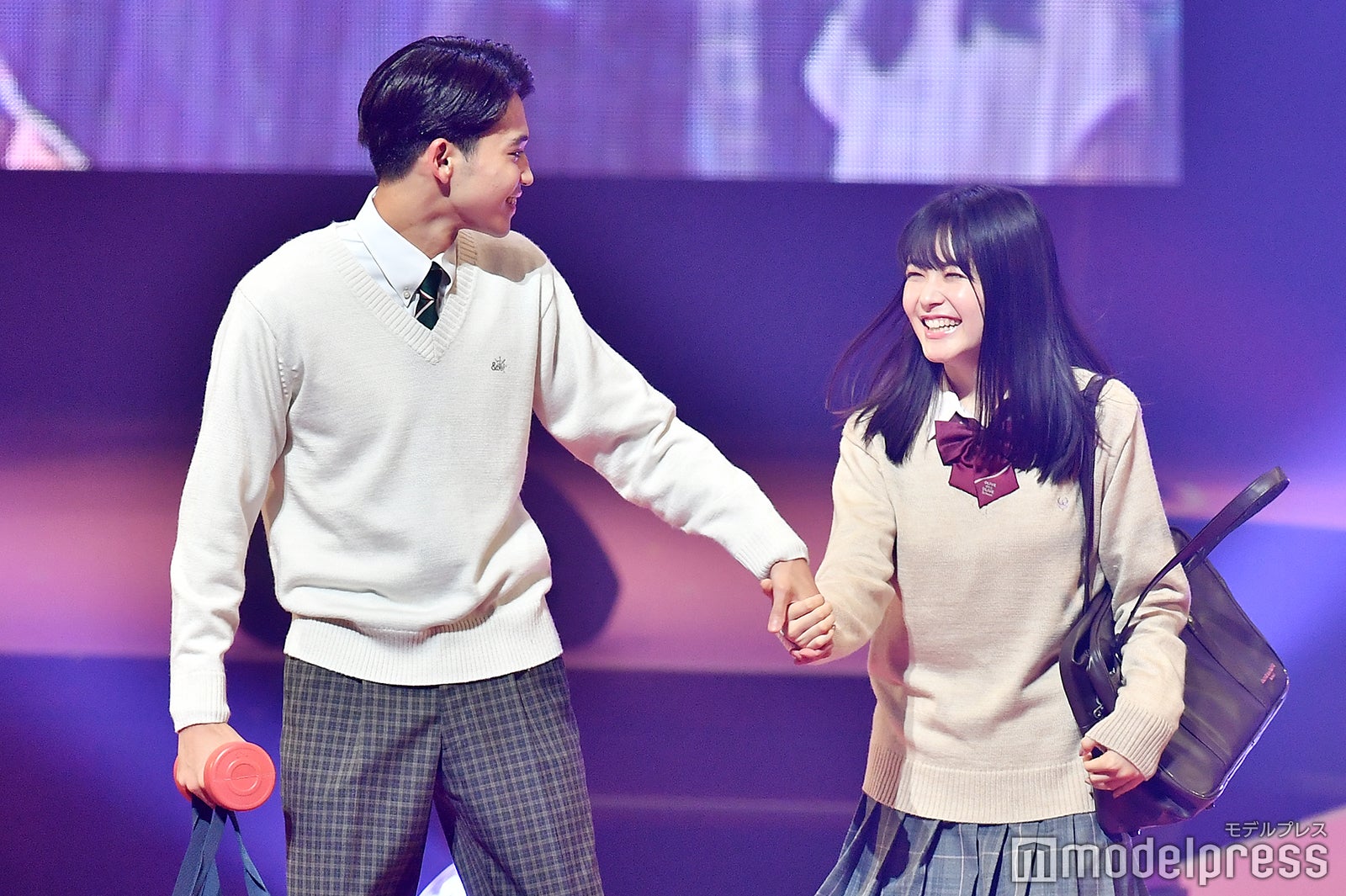 中田圭祐＆久間田琳加（C）モデルプレス