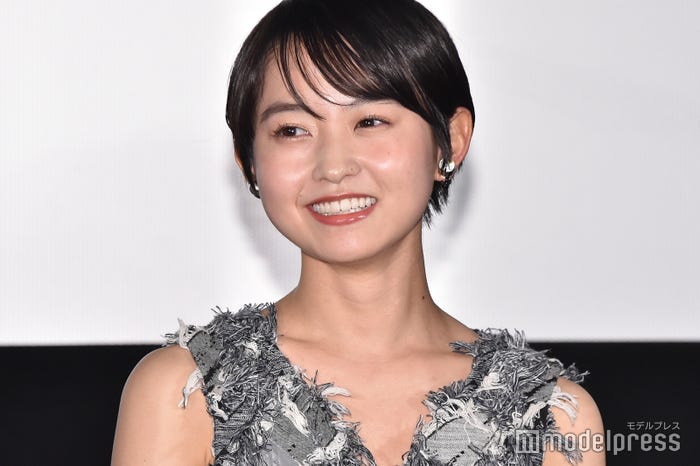 伊藤万理華 (C)モデルプレス