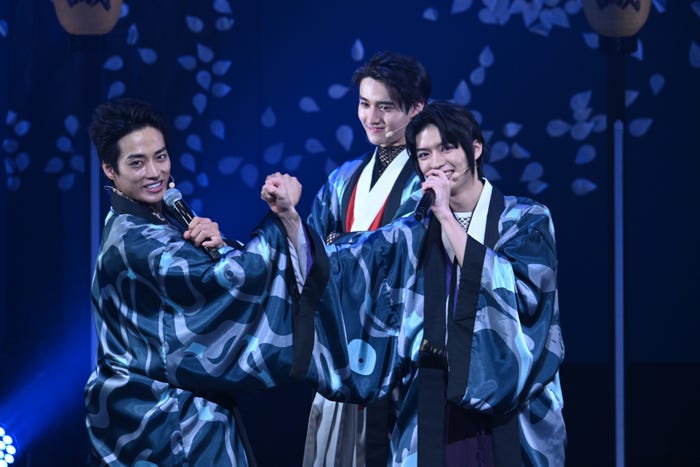 羽谷勝太、藤岡真威人、杢代和人(提供写真)