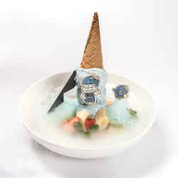 カラ松×タキシードサム 待たせたな☆アイスパフェ¥1,580(税抜)(C)1976,1979,1984,1988,1996,2017 SANRIO CO.,LTD.