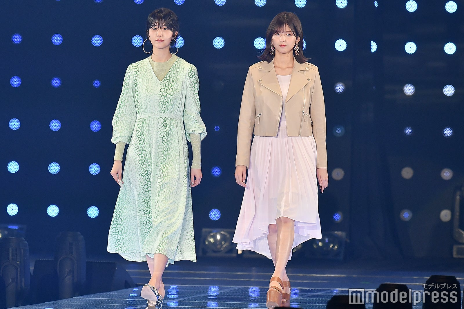 土生瑞穂、渡邉理佐（C）モデルプレス