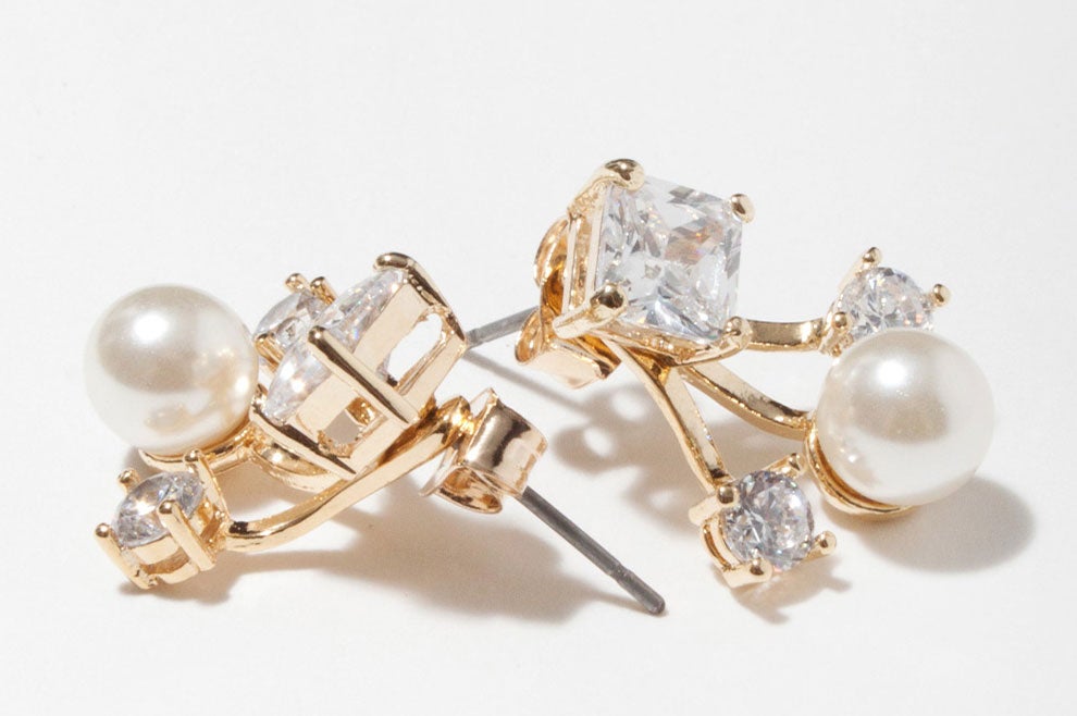 パールクリアピアス「DEPARTMENT」1,640円（税込）／画像提供：DEPARTMENT