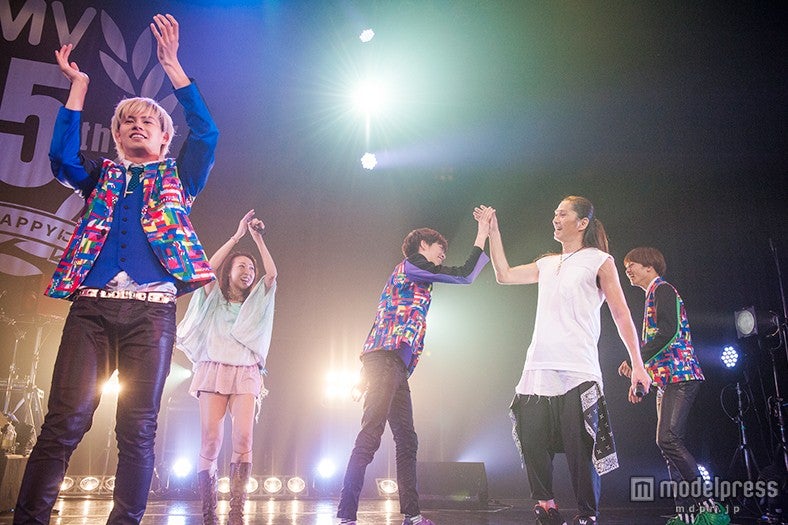 超特急がTRFとコラボ