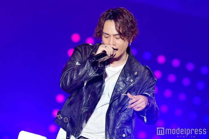 HIROOMI TOSAKA(C)モデルプレス