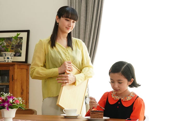 香椎由宇、白山乃愛「Dr.チョコレート」第9話より(C)日本テレビ