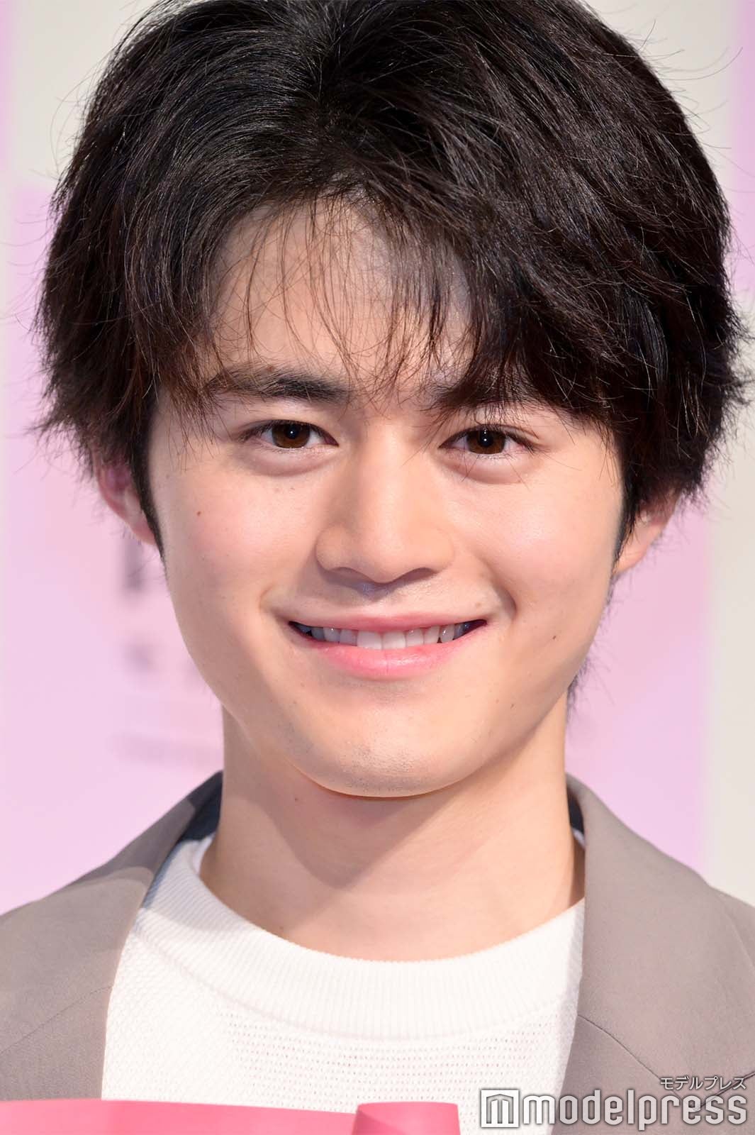 鈴鹿央士（C）モデルプレス