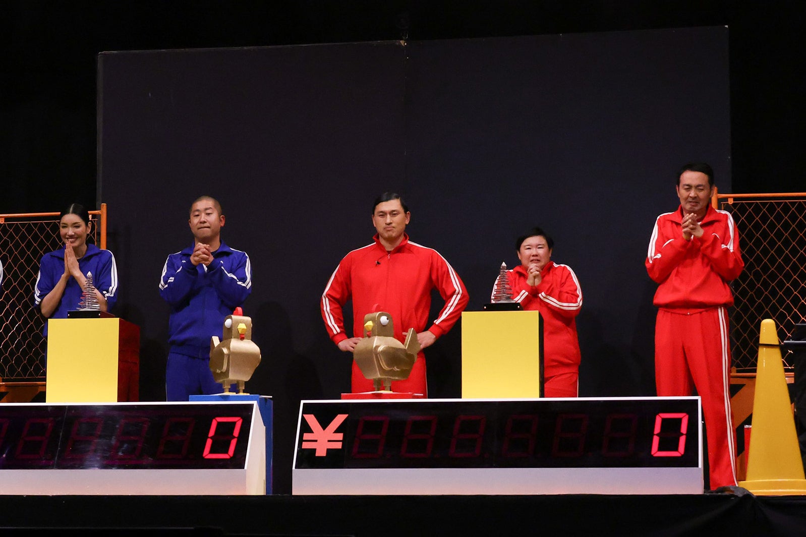 （左から）アンミカ、澤部佑、春日俊彰、やす子、田中卓志 （C）カンテレ