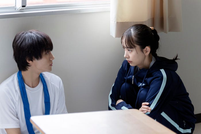山下幸輝、井桁弘恵「私の町の千葉くんは。」第3話(C)「私の町の千葉くんは。」製作委員会